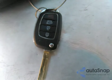 2020 Hyundai Tucson z USA, uszkodzony, nr VIN KM8J2CA46LU231978